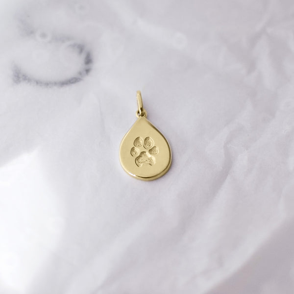 Signature Teardrop Paw Print Charm In Yellow Gold