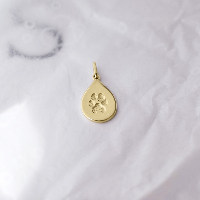 Signature Teardrop Paw Print Charm In Yellow Gold